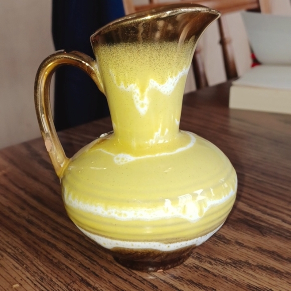 Vintage MCM Ceramic Picture, approx 5" tall, gold luster inside & top Germany462 - Picture 1 of 8